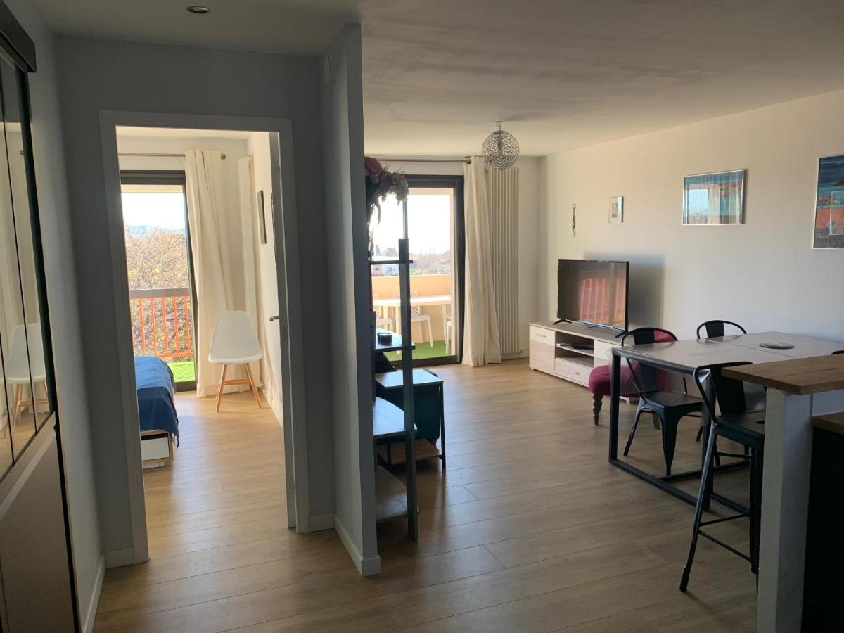Appartamento Plage à pied à 3 mns La Seyne-sur-Mer Esterno foto